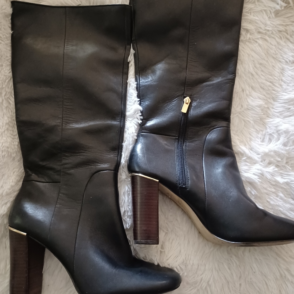 Banana Republic black leather 3 inch heeled leather boots. Size 9